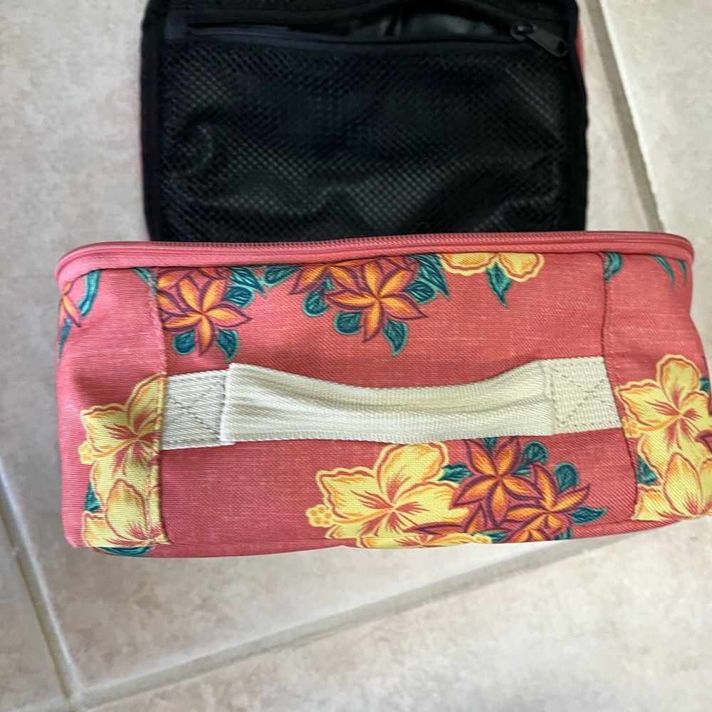 Dakine Lunchbox - Picture 2 of 10